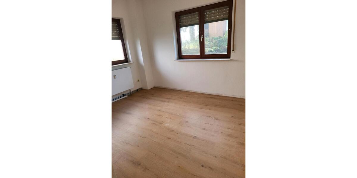 Erdgeschoßwohnung Nidderau - 3.5 Zimmer, 100 m&sup2;, 1.430&euro; | Angebot:27630806