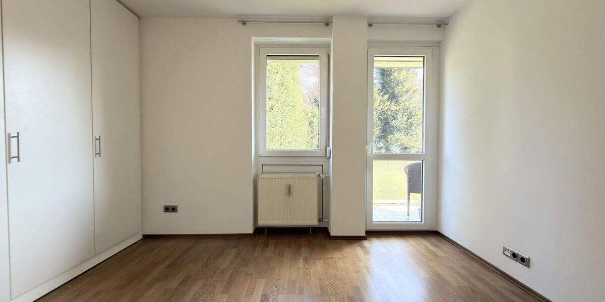 Etagenwohnung Frankfurt am Main Rödelheim - 3 Zimmer, 101 m&sup2;, 1.450&euro; | Angebot:25663802