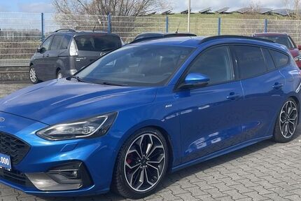 Ford Focus 98.363 km 15.950 &euro; Bruchköbel 63486