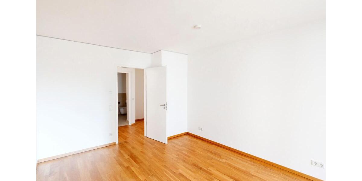 Etagenwohnung Frankfurt am Main - 2 Zimmer, 71 m&sup2;, 1.775&euro; | Angebot:25513229
