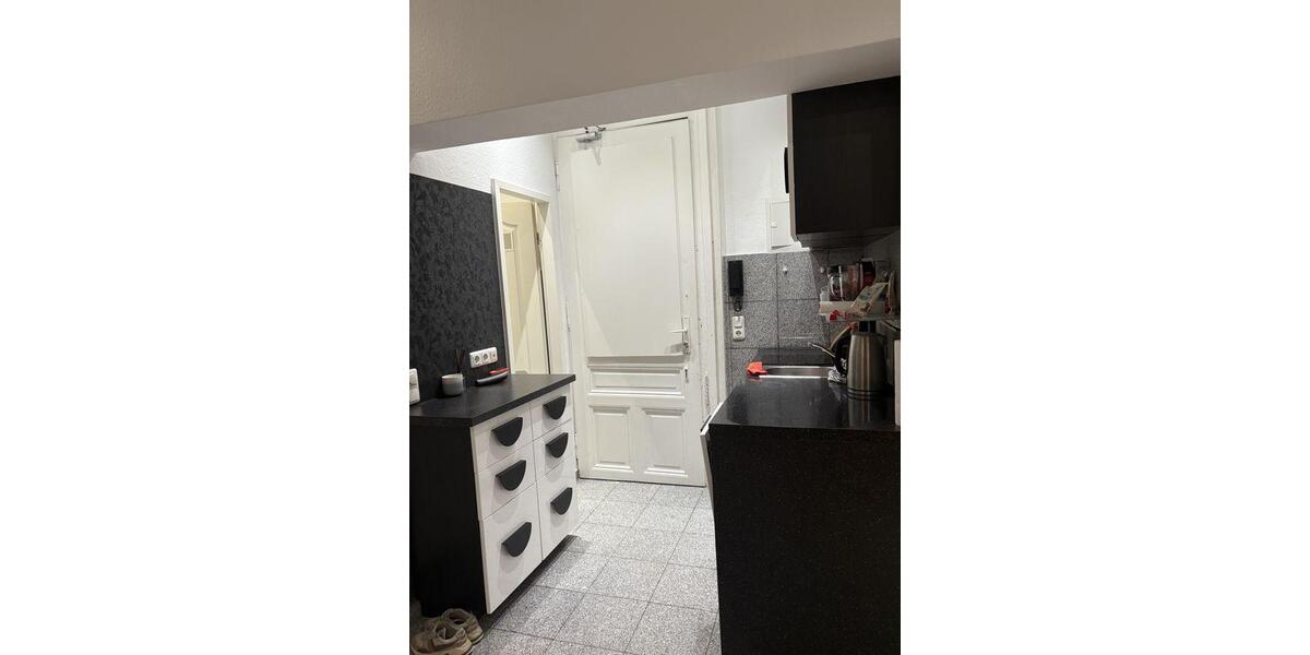 Etagenwohnung Frankfurt am Main Westend Süd - 1 Zimmer, 20 m&sup2;, 990&euro; | Angebot:25989596