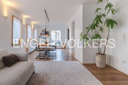 Haus Oberursel (Taunus) - 7 Zimmer, 260 m&sup2;, 1.980.000&euro; | Angebot:25841453