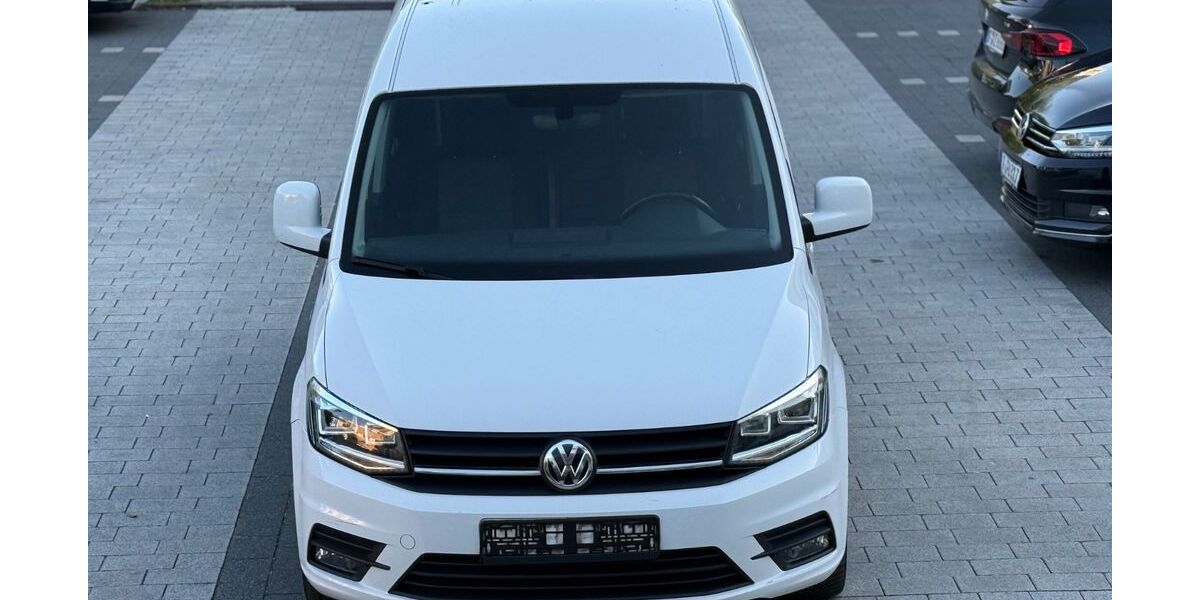 VW Caddy 141.000 km 8.999 &euro; Offenbach am Main 63069