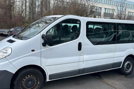 Opel Vivaro 243.263 km 7.200 &euro; Bad Soden am Taunus 65812