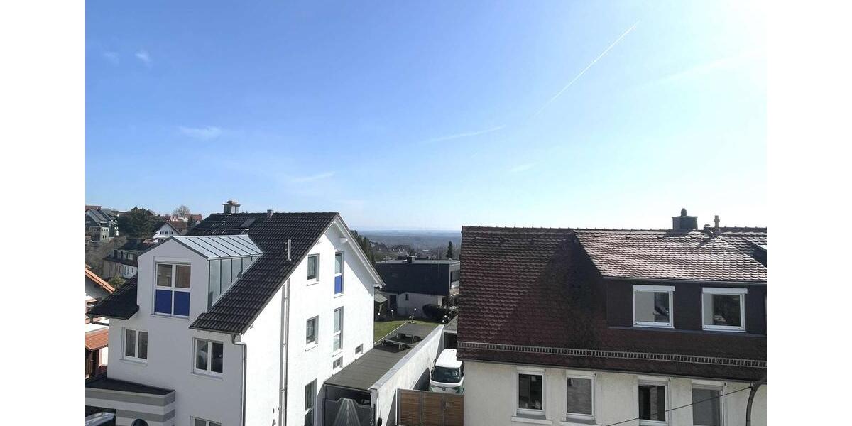 Dachgeschoßwohnung Frankfurt am Main Bergen-Enkheim - 3 Zimmer, 123 m&sup2;, 2.490&euro; | Angebot:25991775