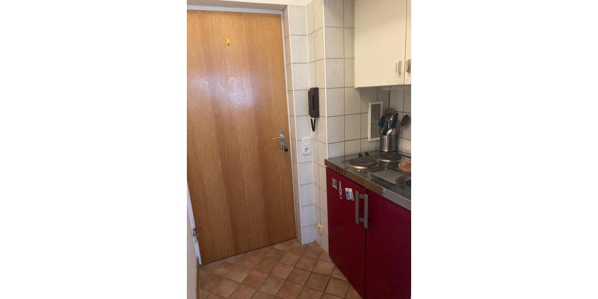 Etagenwohnung Frankfurt am Main Bornheim - 1 Zimmer, 22 m&sup2;, 670&euro; | Angebot:25843143