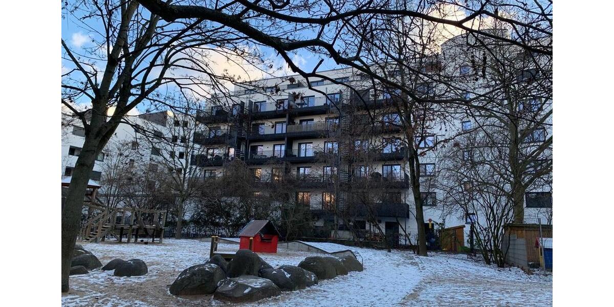 Terrassenwohnung Frankfurt am Main Ostend - 2 Zimmer, 83 m&sup2;, 1.791&euro; | Angebot:25887659