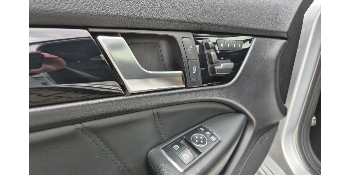 Mercedes-Benz C 63 AMG Coupe Edition 507 Panoramadach 138.000 km 57.900 &euro; Rodgau 63110