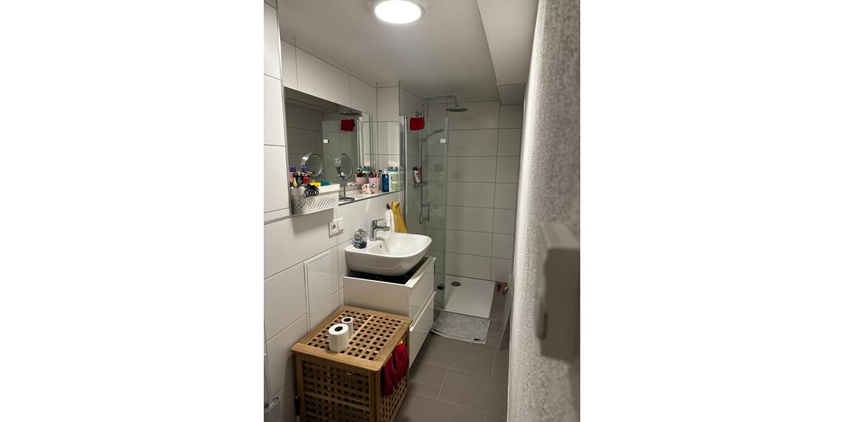 Etagenwohnung Frankfurt am Main Niederrad - 2.5 Zimmer, 70 m&sup2;, 1.290&euro; | Angebot:25999899