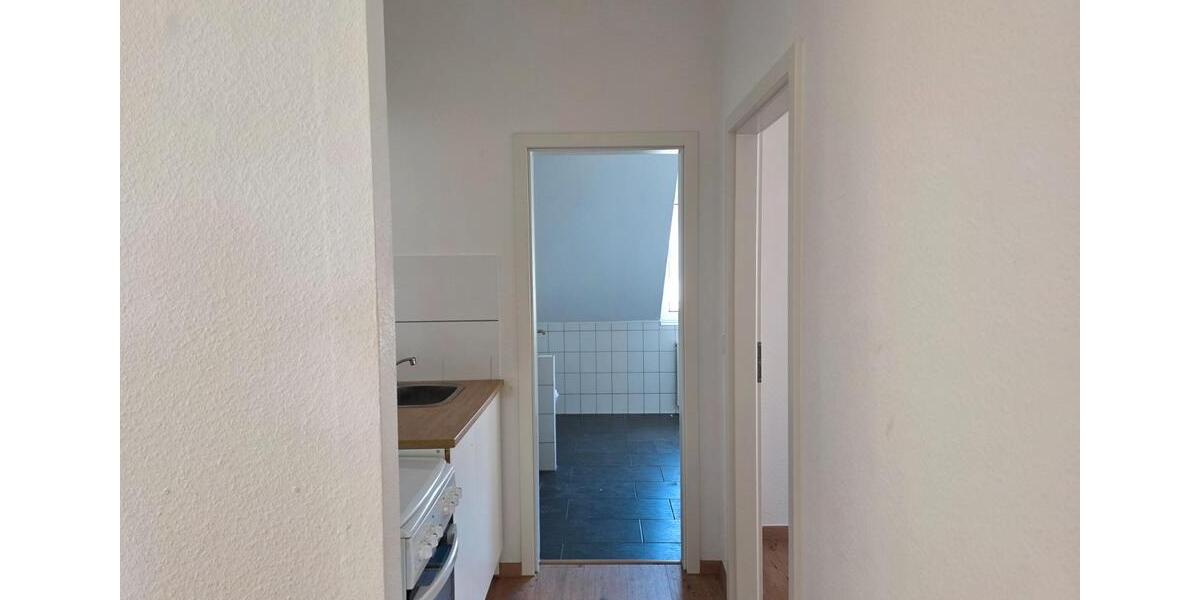 Dachgeschoßwohnung Gelnhausen - 4 Zimmer, 120 m&sup2;, 1.200&euro; | Angebot:26349279