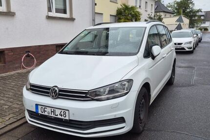 VW Touran 133.768 km 12.300 &euro; Rodgau 63110