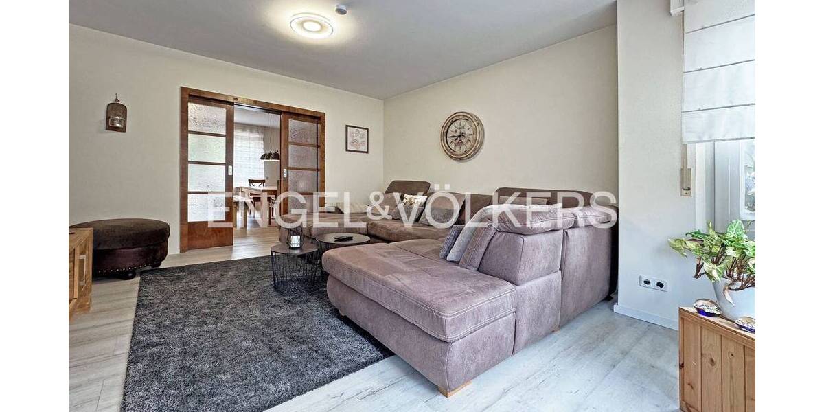 Einfamilienhaus Bad Nauheim - 7 Zimmer, 157 m&sup2;, 850.000&euro; | Angebot:26472969