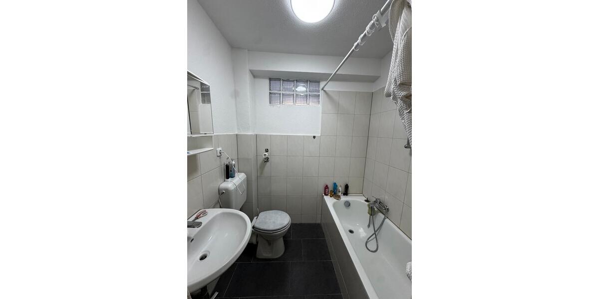 Etagenwohnung Frankfurt am Main Rödelheim - 1 Zimmer, 20 m&sup2;, 680&euro; | Angebot:25993283