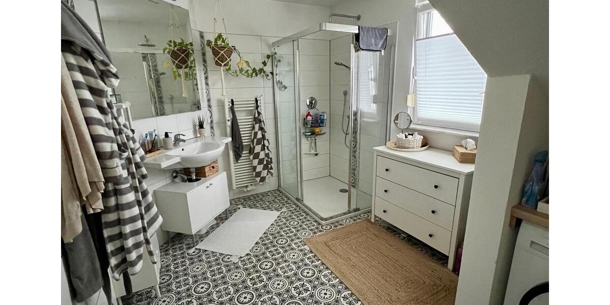 Dachgeschoßwohnung Großkrotzenburg - 2 Zimmer, 70 m&sup2;, 700&euro; | Angebot:26019494