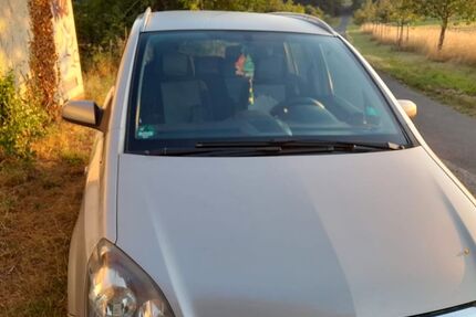 Opel Zafira 241.000 km 3.300 &euro; Aschaffenburg 63743