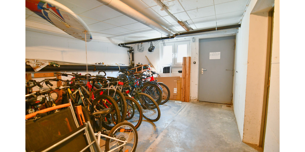 Top geschnittene 4 Zi Whg mit Lift nahe dem Kurpark - Etagenwohnung Bad Soden am Taunus | Angebot:26987424