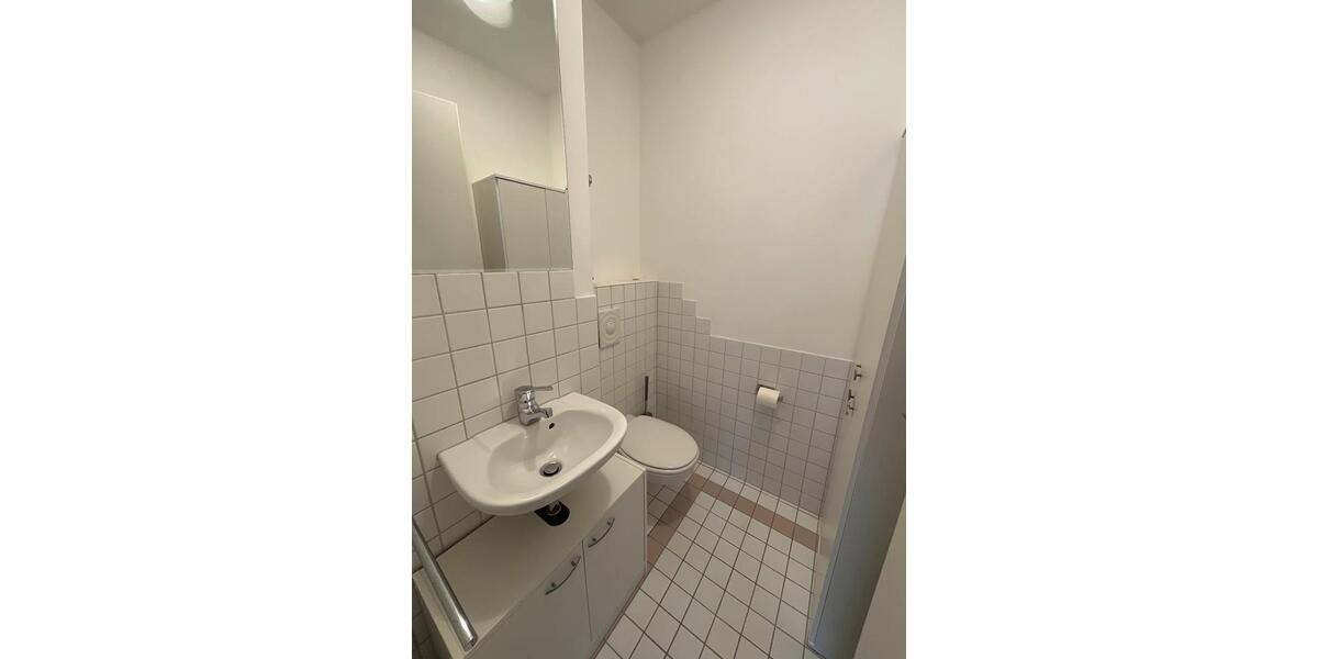 Etagenwohnung Frankfurt am Main Bergen-Enkheim - 2 Zimmer, 87 m&sup2;, 1.525&euro; | Angebot:23435976