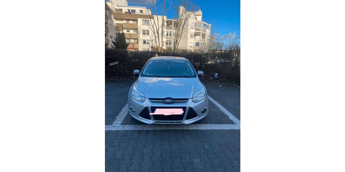 Ford Focus 281.000 km 2.700 &euro; Offenbach 63065