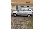 Kia Rio 180.000 km 1.300 &euro; Hainburg 63512