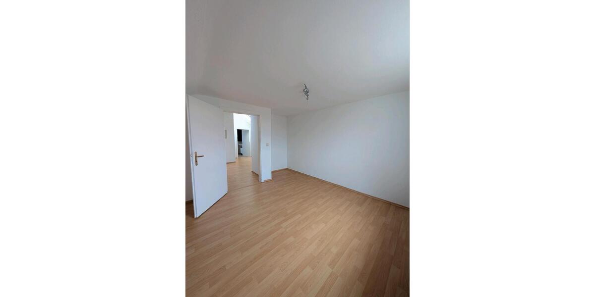 Dachgeschoßwohnung Babenhausen - 2 Zimmer, 56 m&sup2;, 860&euro; | Angebot:26038483