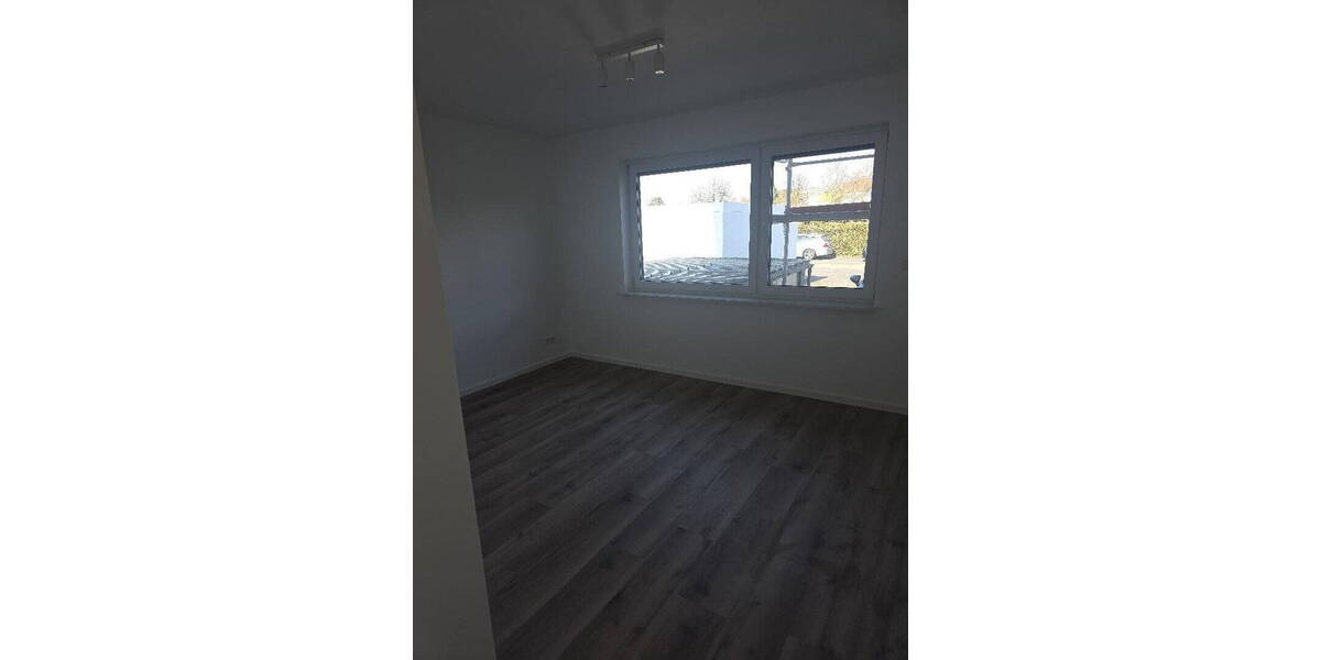 Etagenwohnung Eschborn - 5 Zimmer, 133 m&sup2;, 1.850&euro; | Angebot:26804274