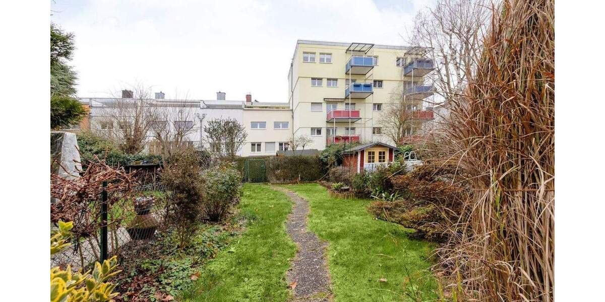 Reihenmittelhaus Frankfurt am Main Dornbusch - 4 Zimmer, 102 m&sup2;, 530.000&euro; | Angebot:25663785