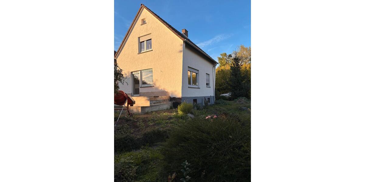Einfamilienhaus Erlensee - 4 Zimmer, 90 m&sup2;, 1.700&euro; | Angebot:27623868