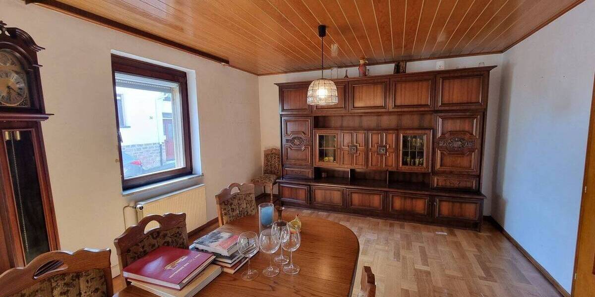 Doppelhaushälfte Friedberg Bruchenbrücken - 7 Zimmer, 137 m&sup2;, 299.000&euro; | Angebot:25940222