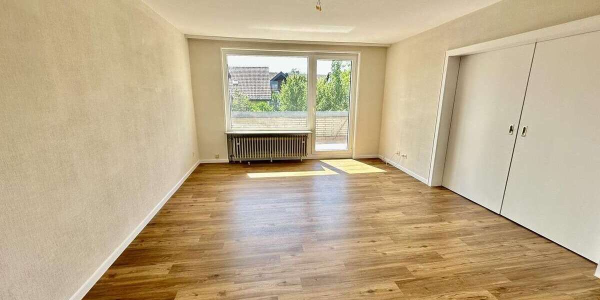 Etagenwohnung Hanau Kesselstadt - 3.5 Zimmer, 101 m&sup2;, 1.200&euro; | Angebot:26047971