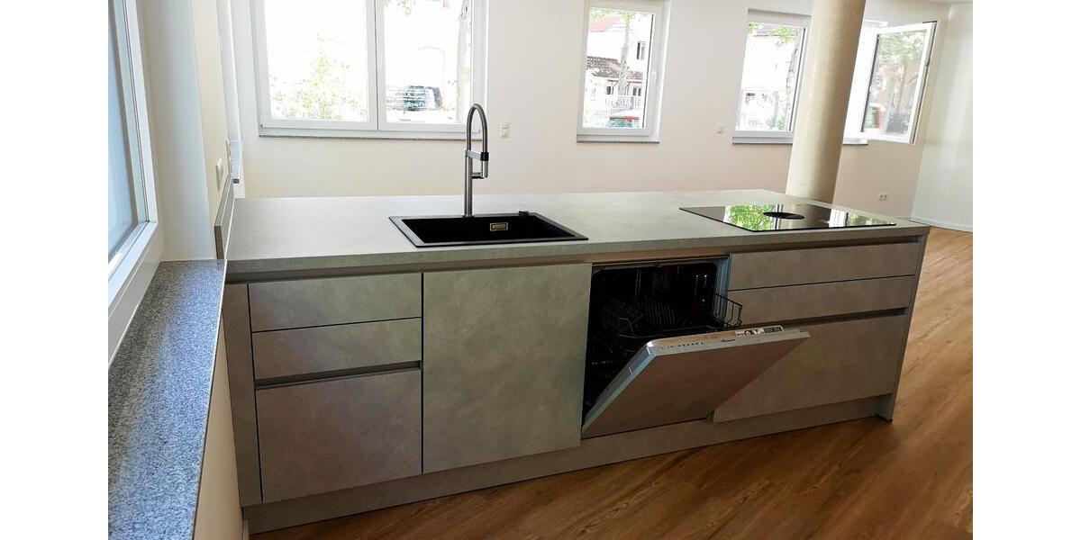 Erdgeschoßwohnung Frankfurt am Main Ost - 2 Zimmer, 82 m&sup2;, 1.400&euro; | Angebot:25129076