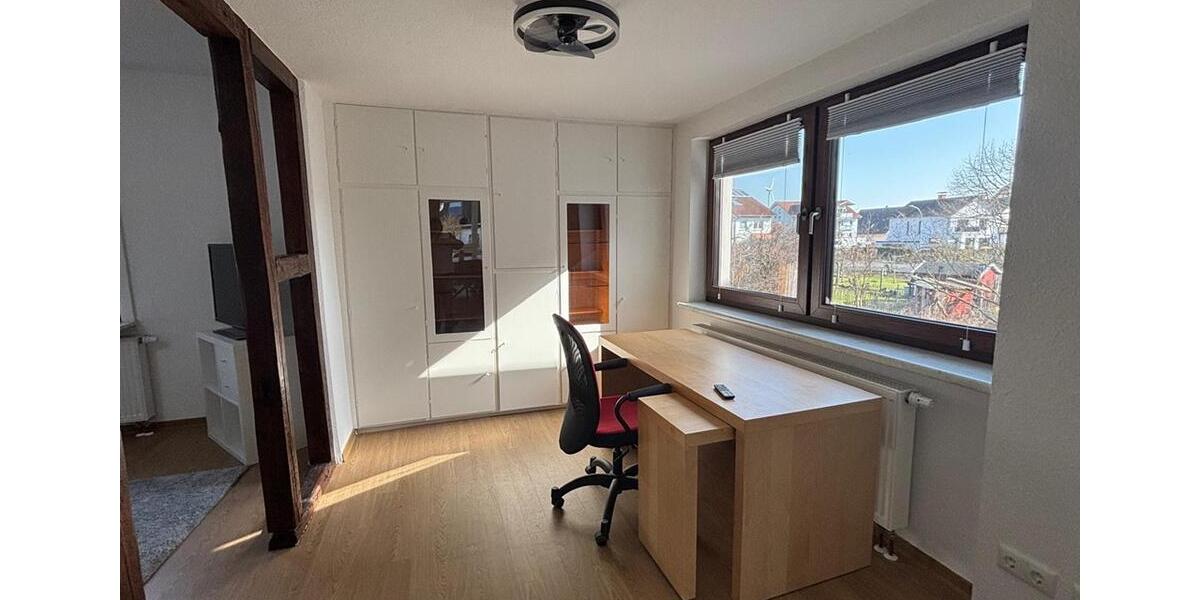 Etagenwohnung Wöllstadt - 3.5 Zimmer, 110 m&sup2;, 1.150&euro; | Angebot:24602213