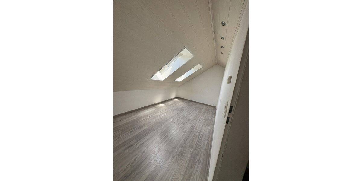 Etagenwohnung Bruchköbel - 4 Zimmer, 79 m&sup2;, 199.000&euro; | Angebot:26866312