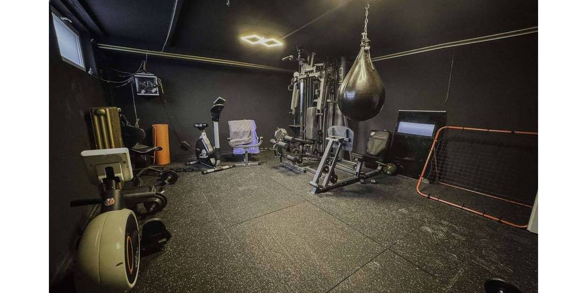 Einfamilienhaus Frankfurt Bergen-Enkheim - 6 Zimmer, 206 m&sup2;, 978.000&euro; | Angebot:25997730