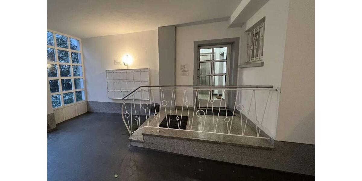 Etagenwohnung Frankfurt am Main Innenstadt 2 - 2 Zimmer, 48 m&sup2;, 1.250&euro; | Angebot:25827319