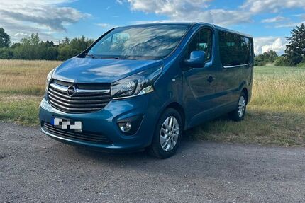 Opel Vivaro 157.000 km 15.500 &euro; Hanau 63456