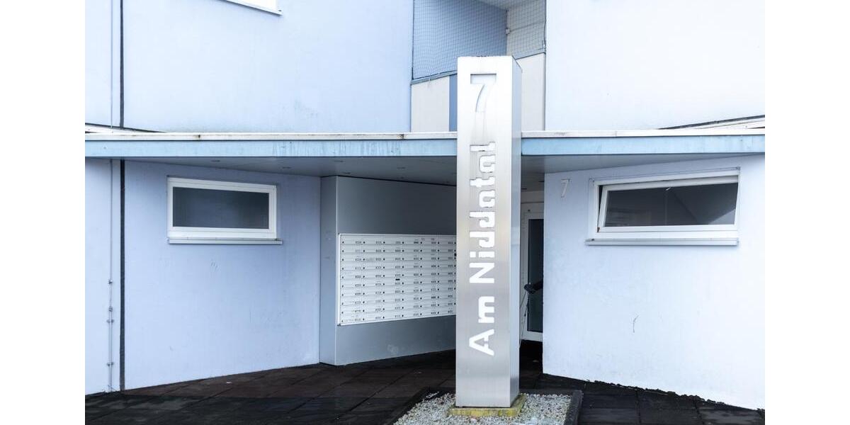 Etagenwohnung Frankfurt am Main Mitte-West - 4 Zimmer, 91 m&sup2;, 299.000&euro; | Angebot:25928782