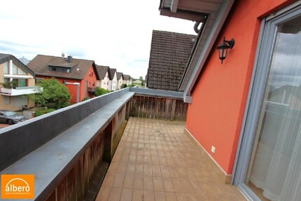albero:) Charmante Maisonette-Dachgeschosswohnung mit großem Balkon - Wohnung Seligenstadt | Angebot:26960123