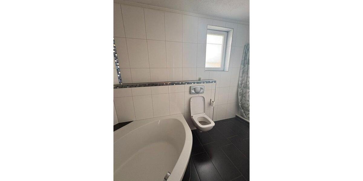 Etagenwohnung Langen (Hessen) - 2 Zimmer, 100 m&sup2;, 1.600&euro; | Angebot:27630848