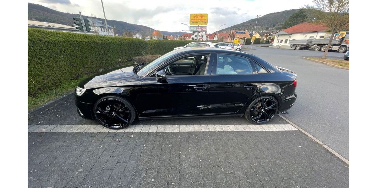 Audi A3 163.000 km 12.300 &euro; Offenbach am Main 63071