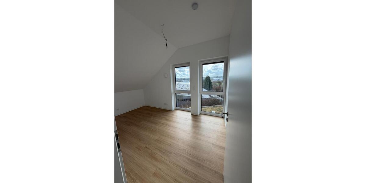 Maisonettenwohnung Büdingen - 5 Zimmer, 108 m&sup2;, 1.400&euro; | Angebot:25118018