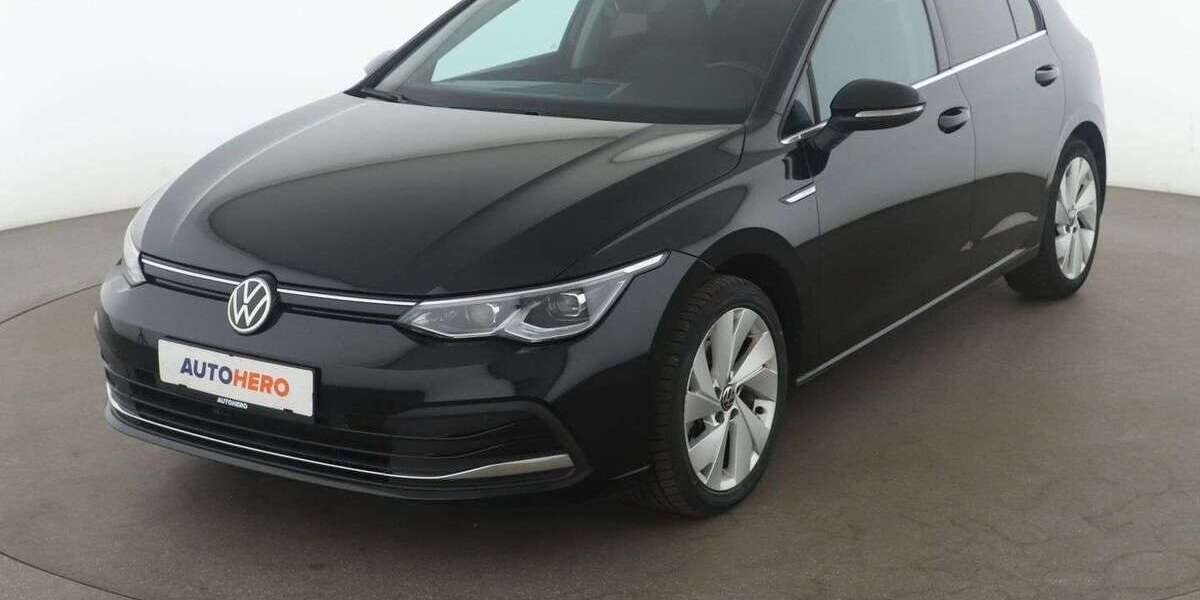 VW Golf 94.961 km 17.890 &euro; Frankfurt am Main 65936