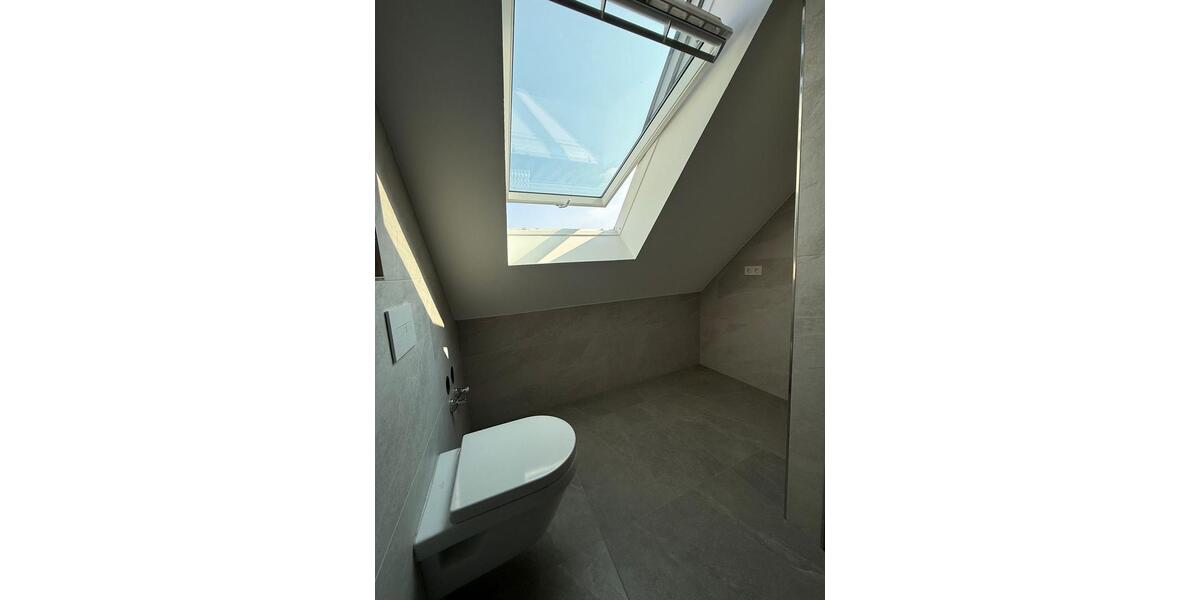 Dachgeschoßwohnung Frankfurt am Main Sindlingen - 2 Zimmer, 50 m&sup2;, 1.075&euro; | Angebot:25568230