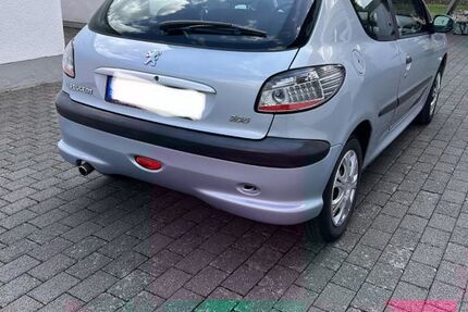 Peugeot 206 113.665 km 1.399 &euro; Langen 63225