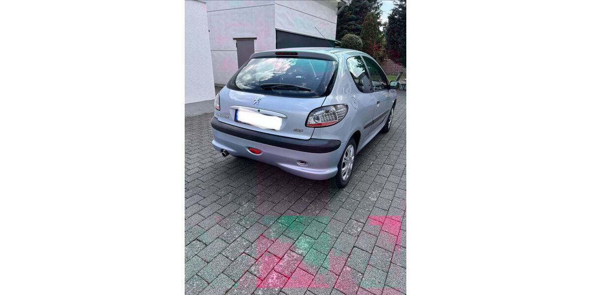 Peugeot 206 113.665 km 1.399 &euro; Langen 63225