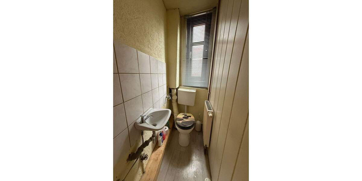 Einfamilienhaus Gelnhausen - 6 Zimmer, 125 m&sup2;, 115.000&euro; | Angebot:25685342