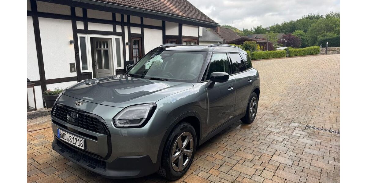 Mini Countryman C (Cooper) 42.000 km 31.000 &euro; Büdingen 63654