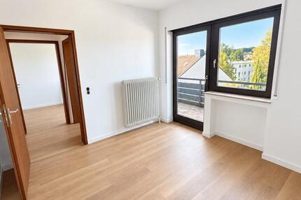 Haus Aschaffenburg Damm - 6 Zimmer, 128 m&sup2;, 1.450&euro; | Angebot:27617206