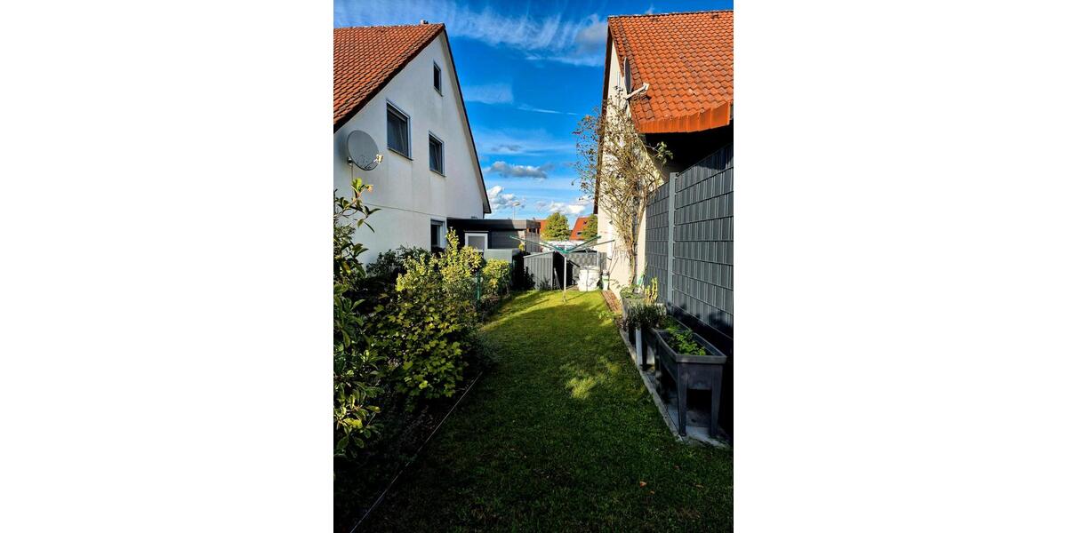 Doppelhaushälfte Hasselroth - 4 Zimmer, 122 m&sup2;, 490.000&euro; | Angebot:23065621