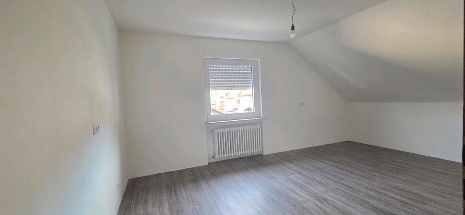 Dachgeschoßwohnung Gelnhausen - 1 Zimmer, 68 m&sup2;, 750&euro; | Angebot:25382291