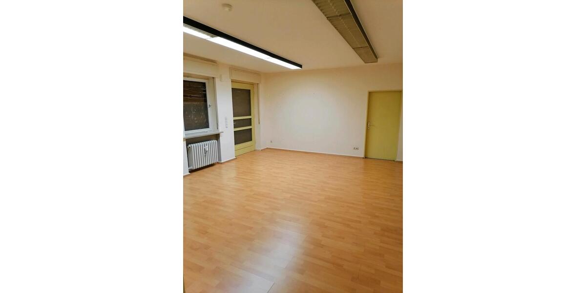 Gewerbeobjekt Büdingen - 700&euro; | Angebot:22699378